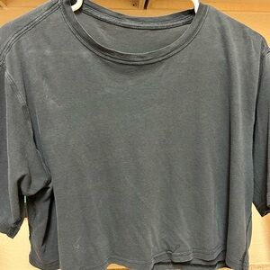Lululemon crop T